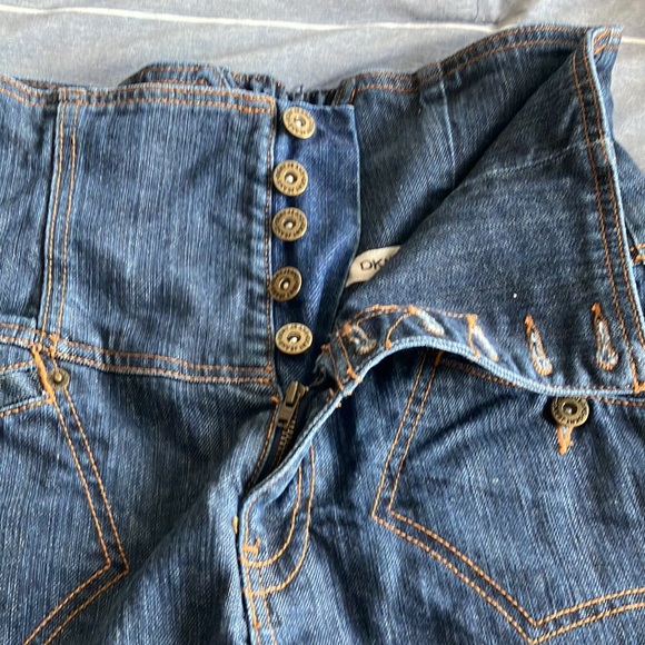 DKNY High Waisted Jean Shorts - Picture 4 of 7
